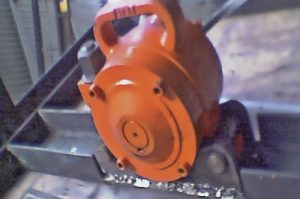 VIBROTOR™ CCR 5500 consolidando elementos prefabrados de hormigon.